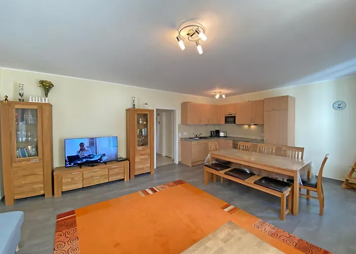 Апартаменты Annika - Whg 10 Mit Westbalkon Зеллин