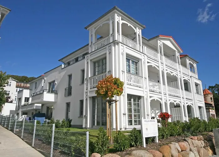 Апартаменты Annika - Whg 10 Mit Westbalkon Зеллин